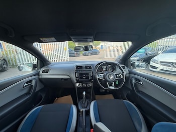 Used Volkswagen Polo 2017 for sale - 75389210: Photo