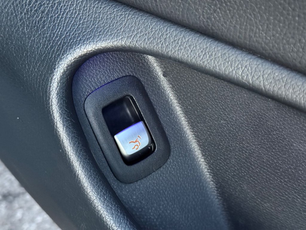 Used Mercedes-Benz C Class 2019 for sale - 76124177: Photo 37