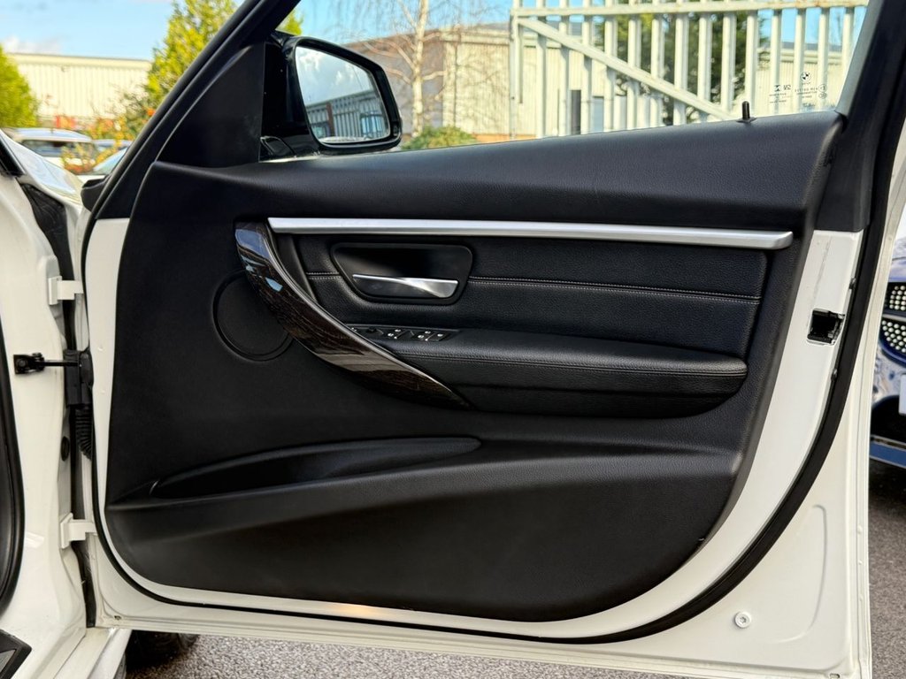 Used BMW 3 Series 2017 for sale - 76783791: Photo 37