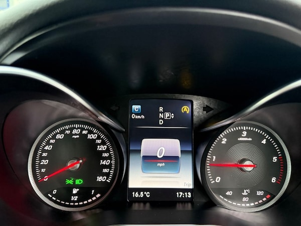 Used Mercedes-Benz C-Class 2015 for sale - 76163412: Photo 41