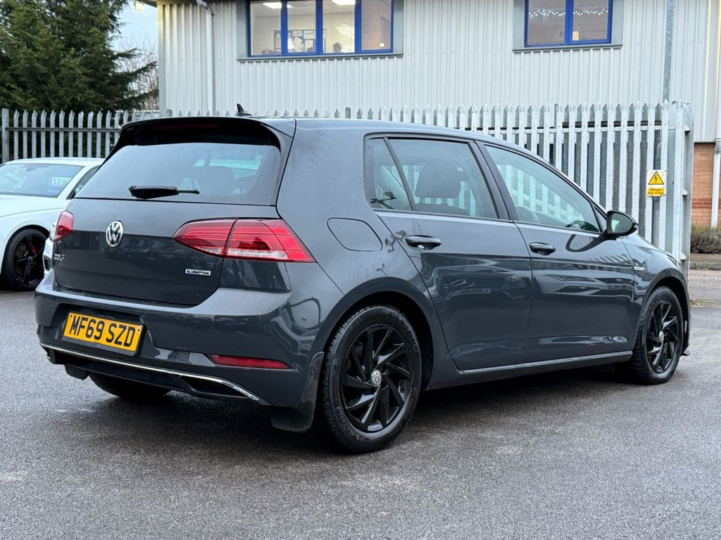 Used Volkswagen Golf 2019 for sale - 76973732: Photo 17