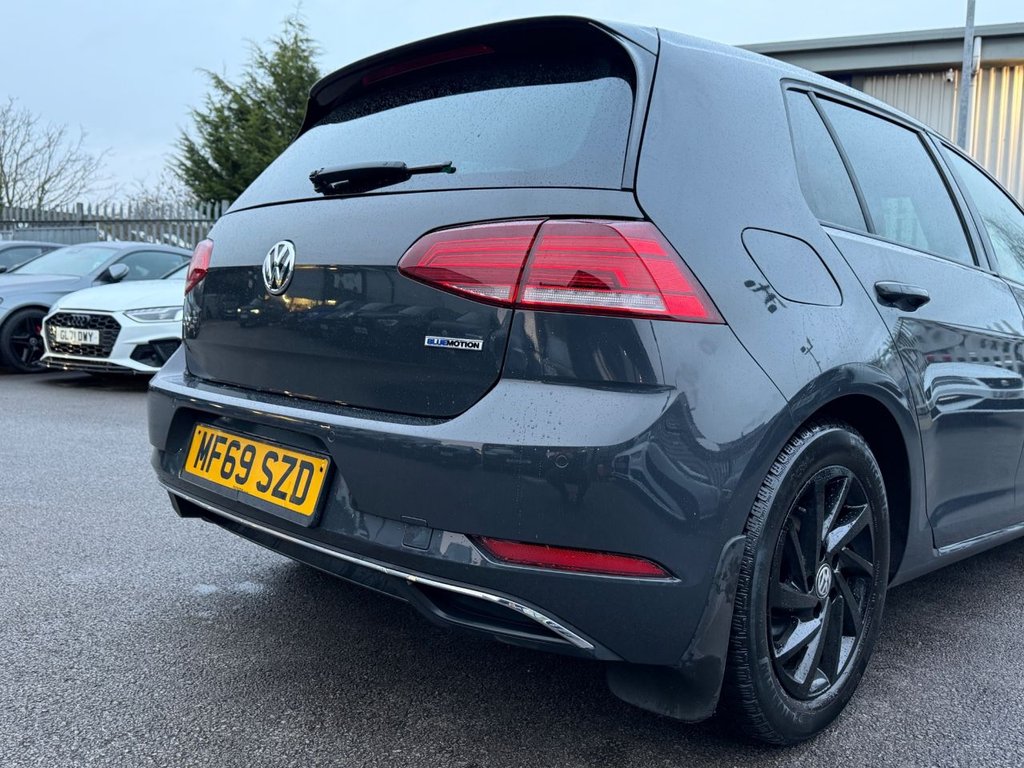 Used Volkswagen Golf 2019 for sale - 76973732: Photo 31