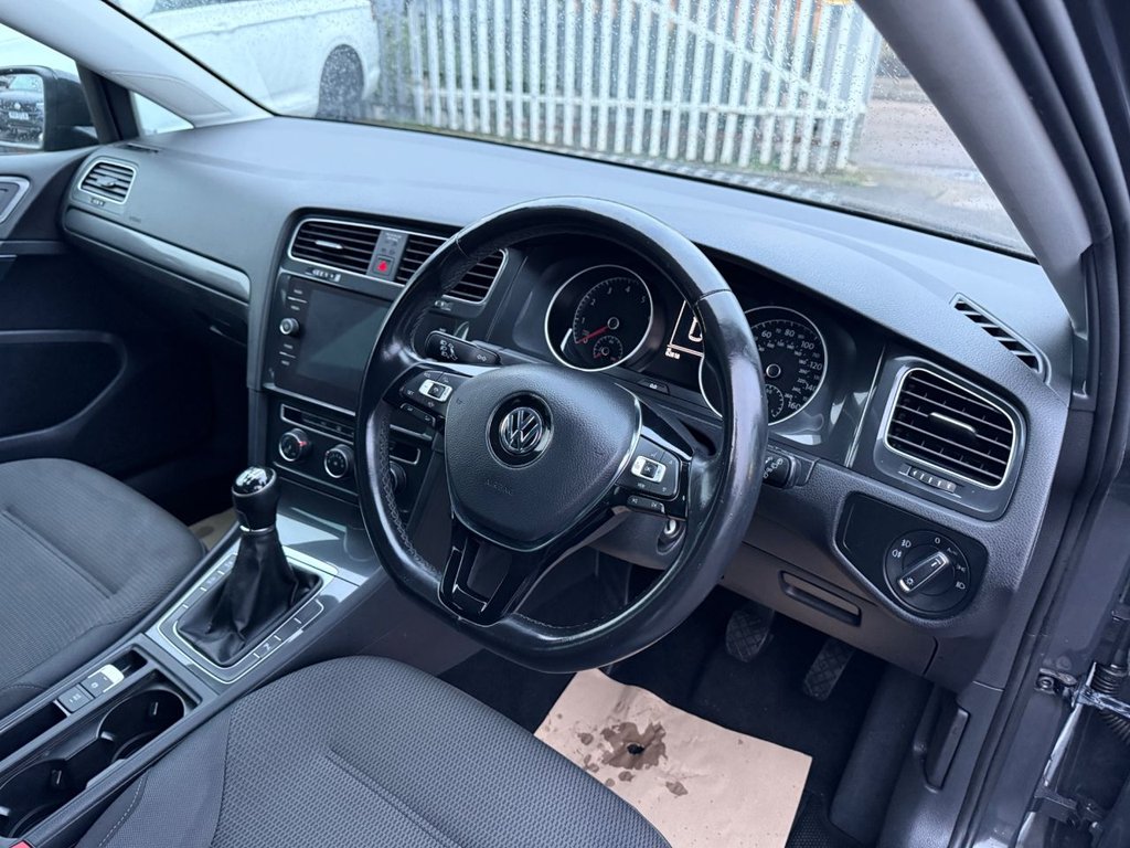 Used Volkswagen Golf 2019 for sale - 76973732: Photo 39