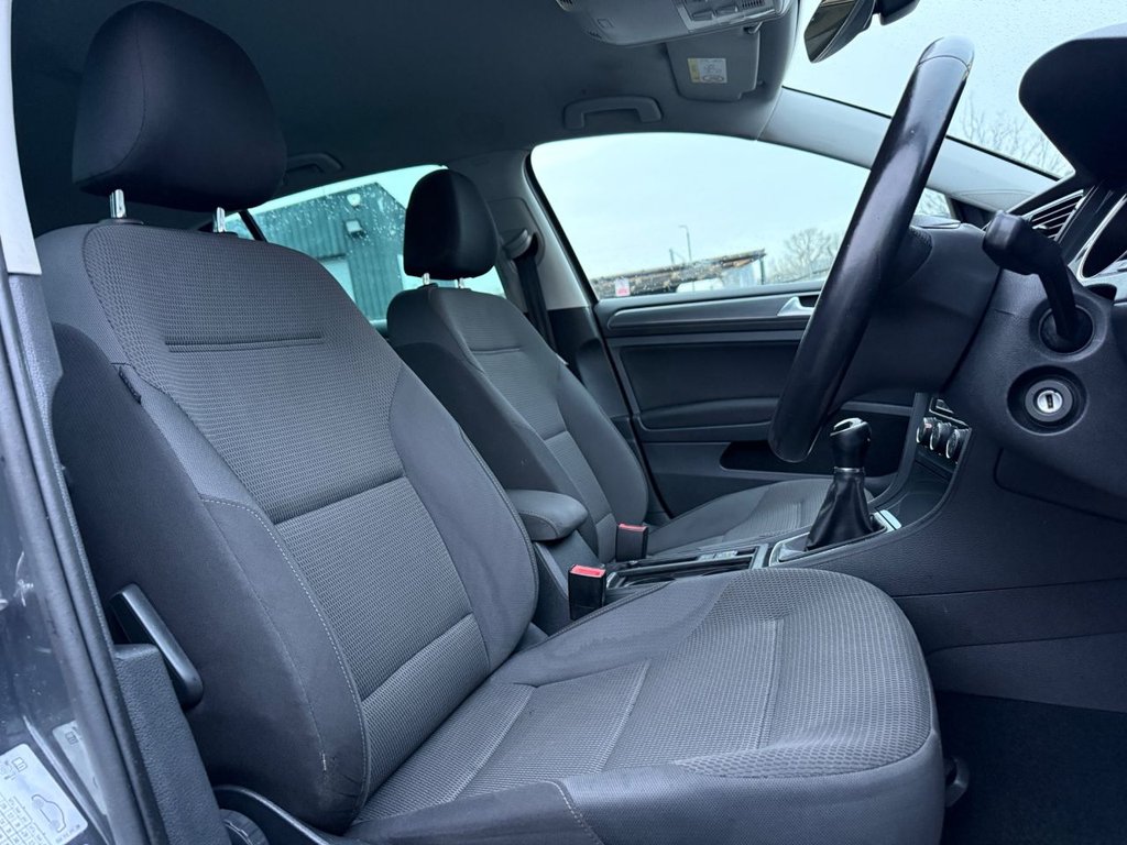 Used Volkswagen Golf 2019 for sale - 76973732: Photo 4