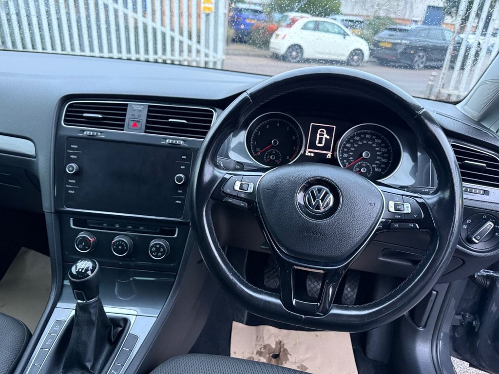 Used Volkswagen Golf 2019 for sale - 76973732: Photo 41