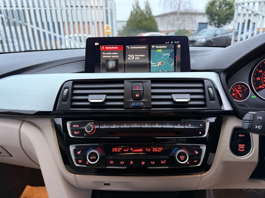 Used BMW 3 Series 2018 for sale - 77065371: Photo 44