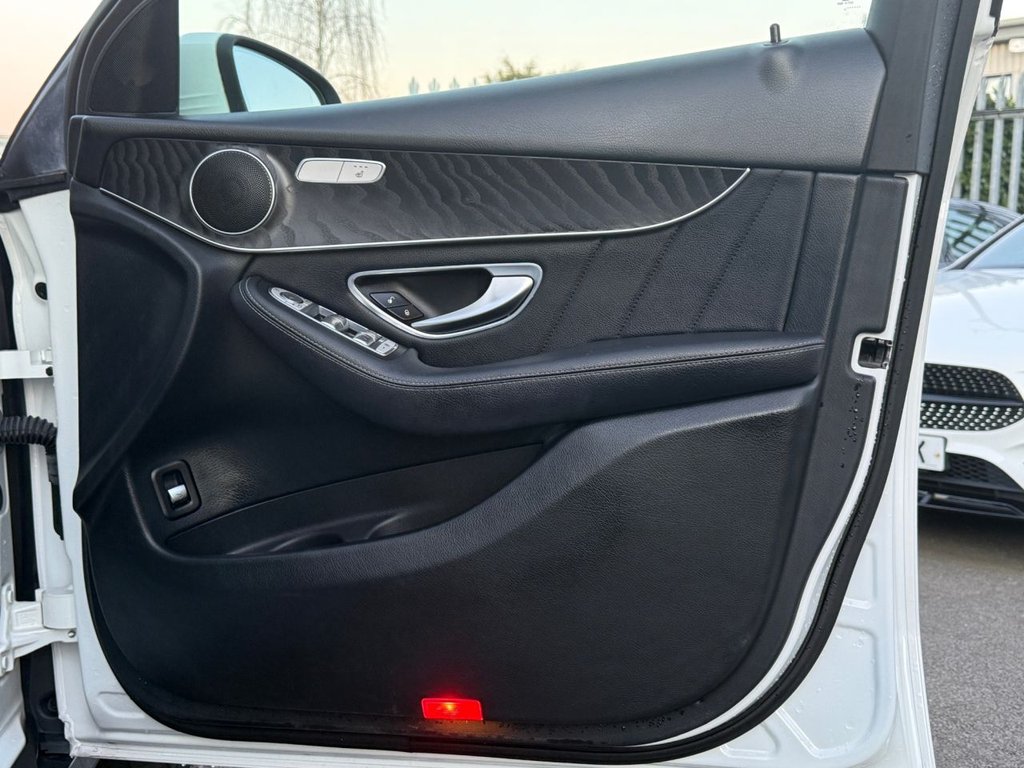 Used Mercedes-Benz GLC 2017 for sale - 77978964: Photo 37