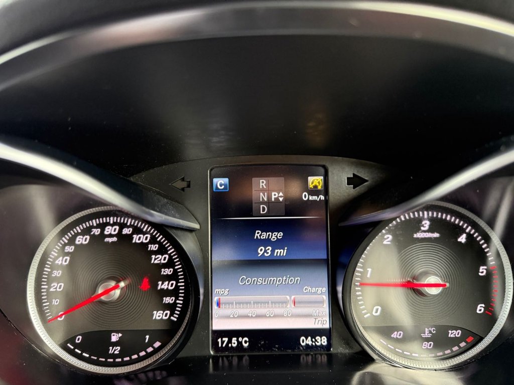 Used Mercedes-Benz GLC 2017 for sale - 76132619: Photo 42