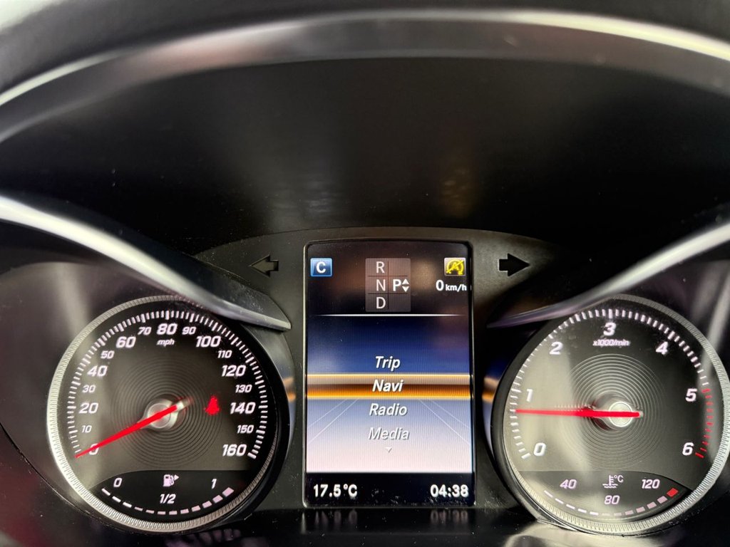 Used Mercedes-Benz GLC 2017 for sale - 76132619: Photo 44