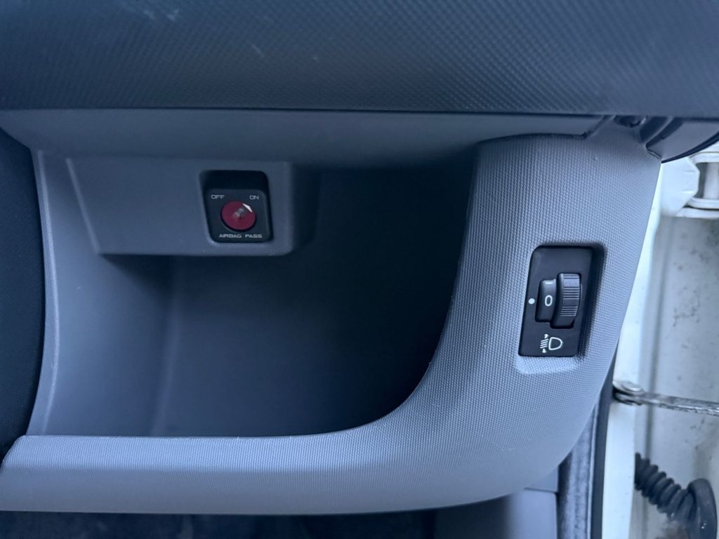 Used Citroen C1 2010 for sale - 77244633: Photo 38