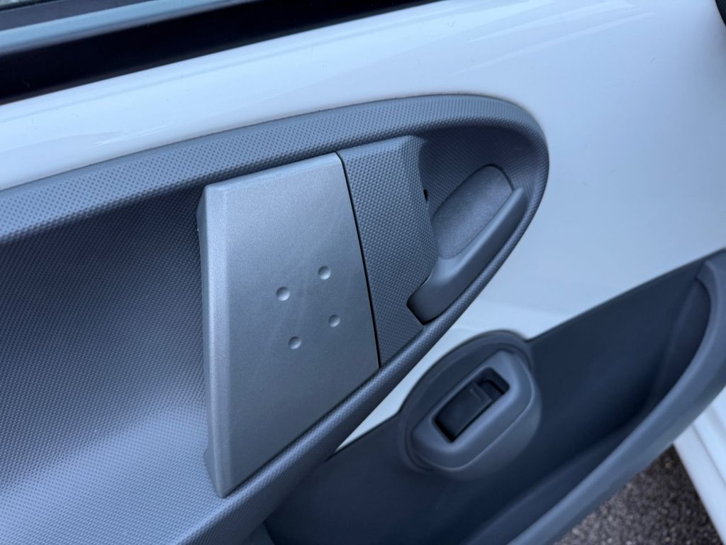 Used Citroen C1 2010 for sale - 77244633: Photo 47