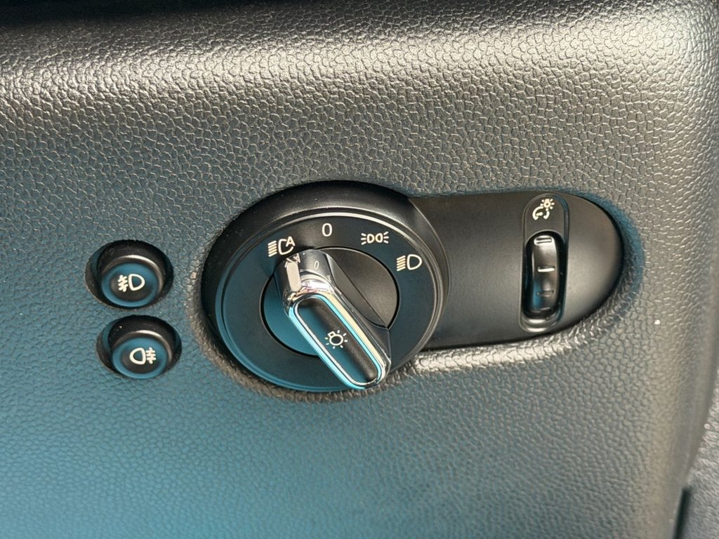 Used MINI Hatch 2014 for sale - 77898939: Photo 43