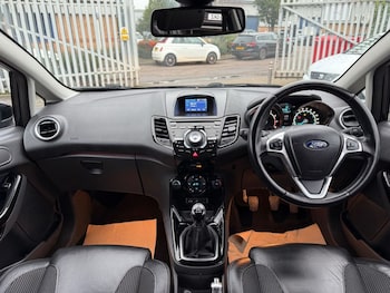 Used Ford Fiesta 2016 for sale - 77038490: Photo