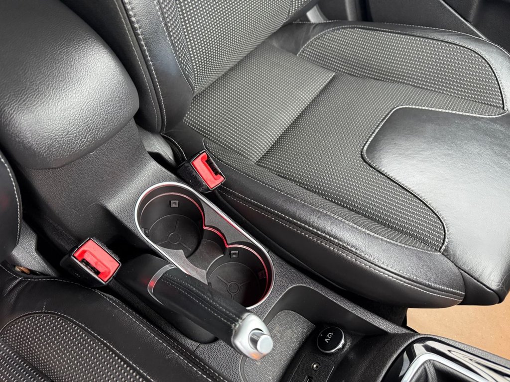 Used Ford Fiesta 2016 for sale - 77038490: Photo 44