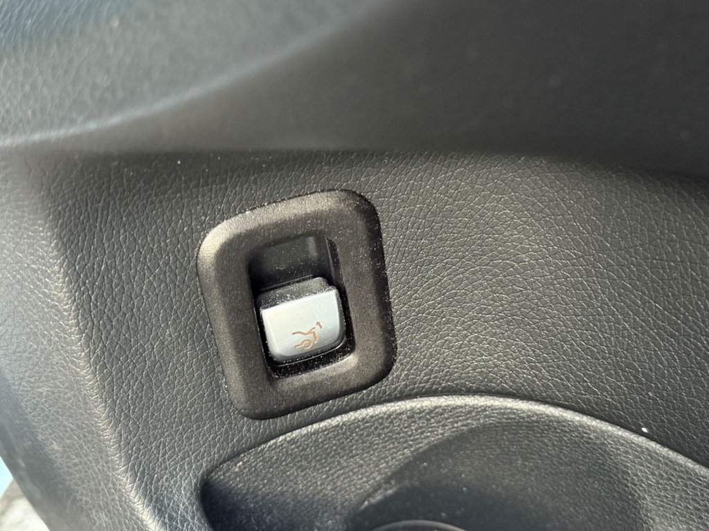 Used Mercedes-Benz C Class 2015 for sale - 76224015: Photo 35