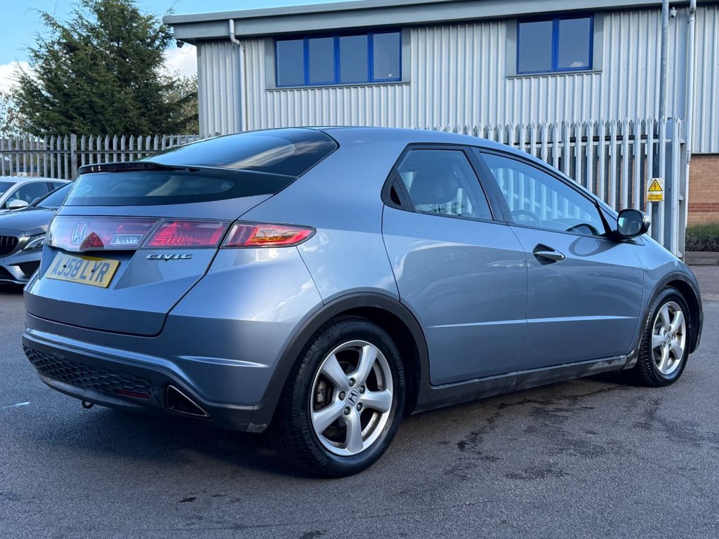 Used Honda Civic 2008 for sale - 76368127: Photo 17