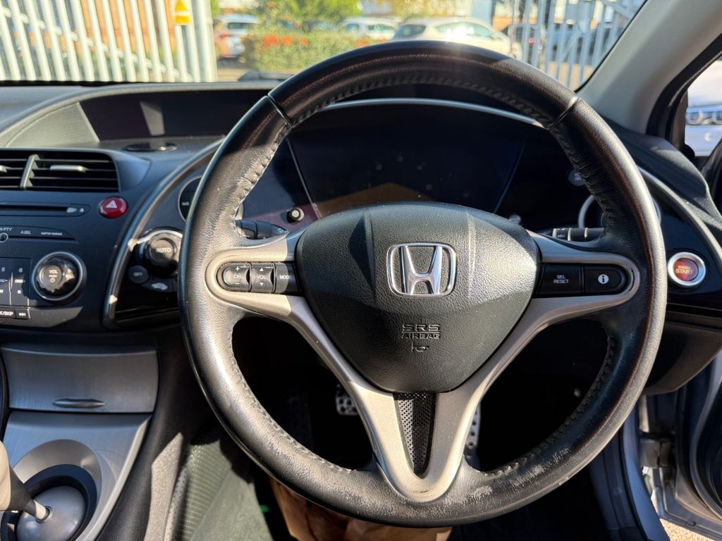 Used Honda Civic 2008 for sale - 76368127: Photo 40