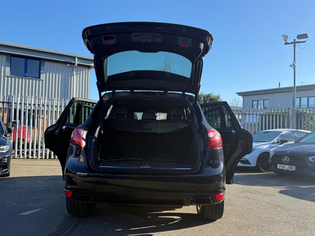 Used Porsche Cayenne 2013 for sale - 77557901: Photo 24