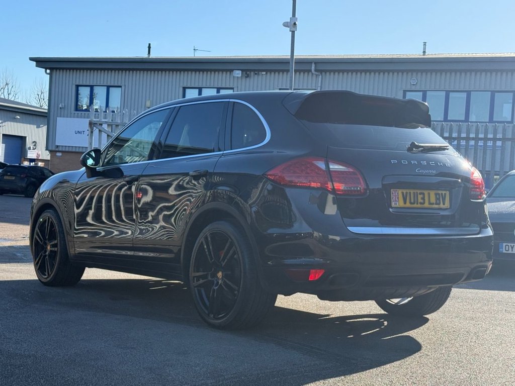 Used Porsche Cayenne 2013 for sale - 77557901: Photo 4