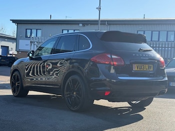 Used Porsche Cayenne 2013 for sale - 77557901: Photo