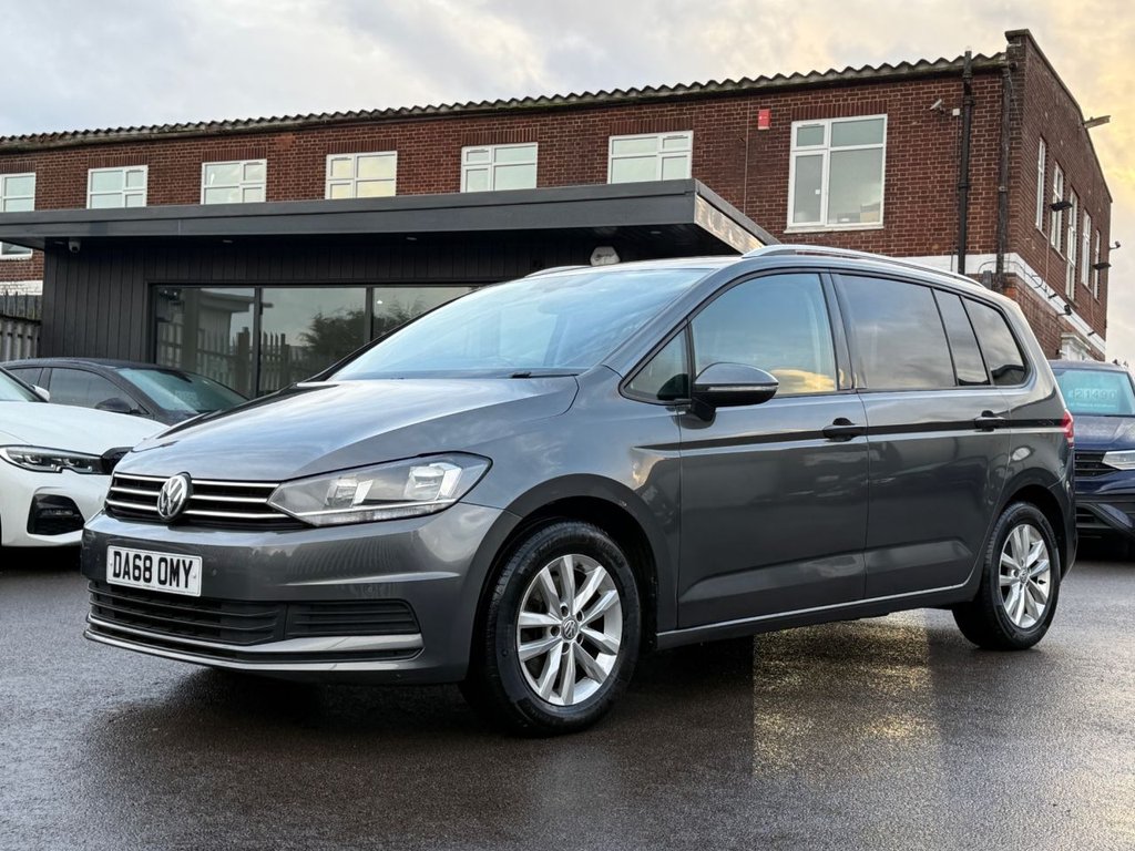 Used Volkswagen Touran 2018 for sale - 77341930: Photo 12
