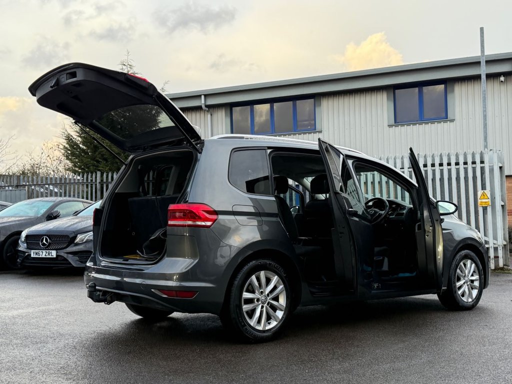 Used Volkswagen Touran 2018 for sale - 77341930: Photo 23