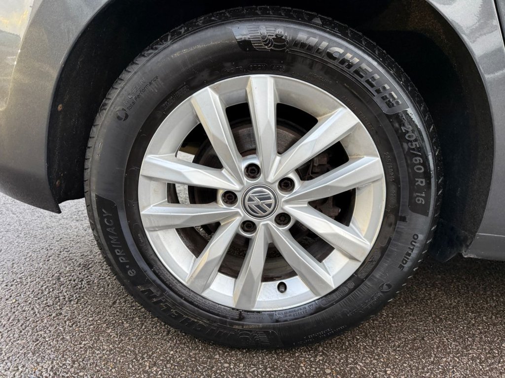 Used Volkswagen Touran 2018 for sale - 77341930: Photo 32