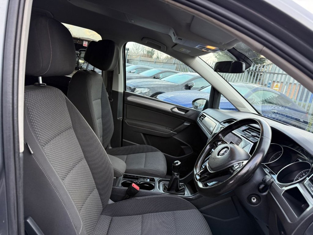 Used Volkswagen Touran 2018 for sale - 77341930: Photo 37