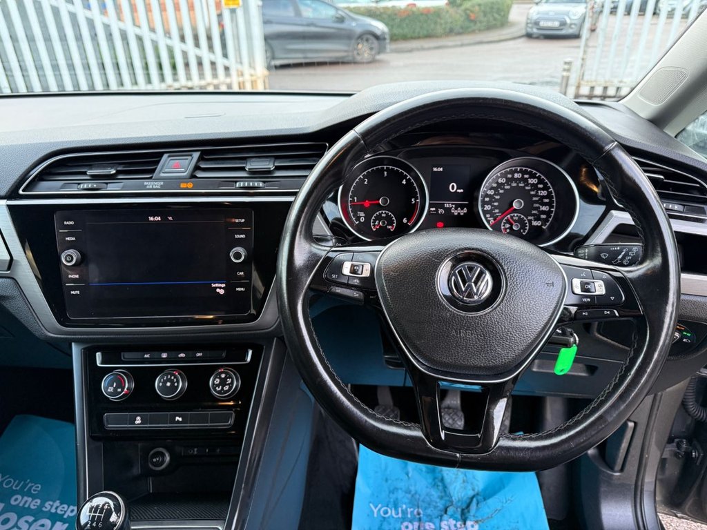 Used Volkswagen Touran 2018 for sale - 77341930: Photo 41