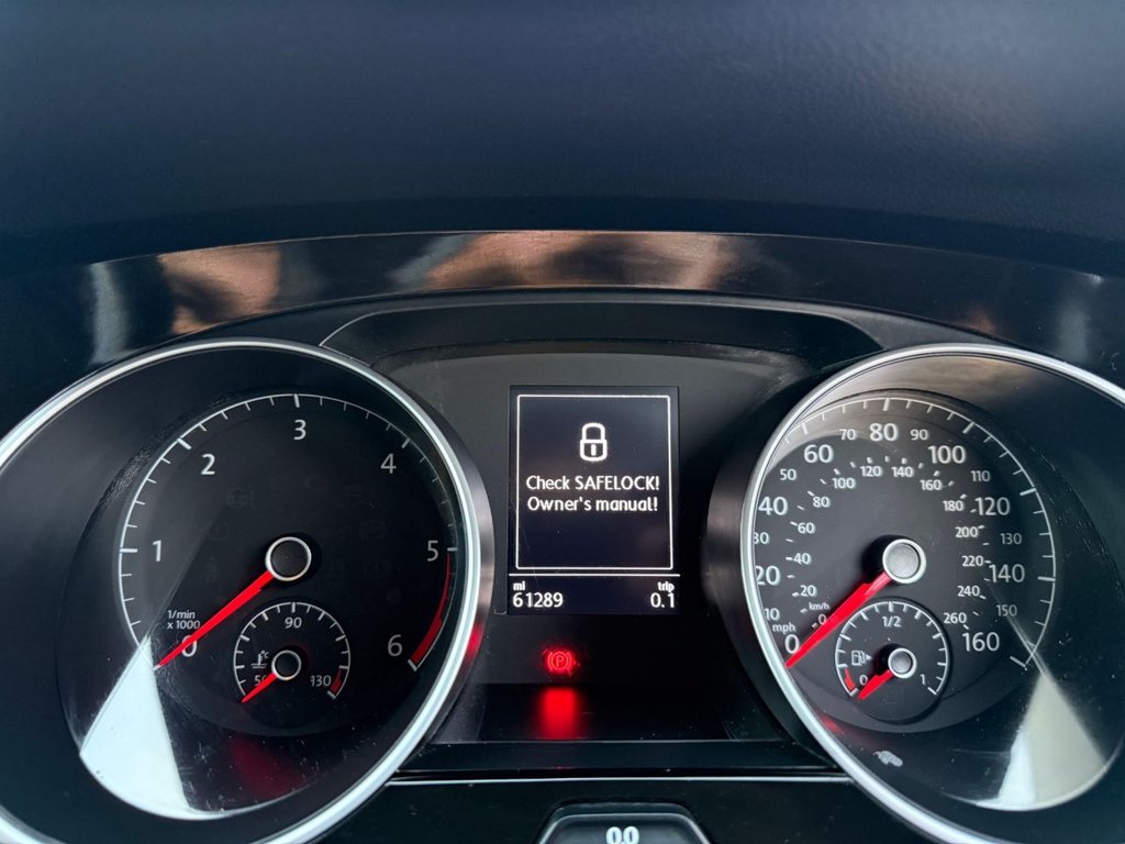 Used Volkswagen Touran 2018 for sale - 77341930: Photo 50