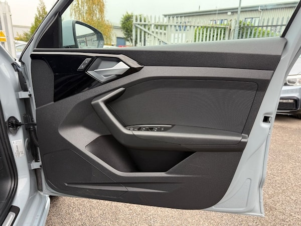 Used Audi A1 2020 for sale - 76267316: Photo 34