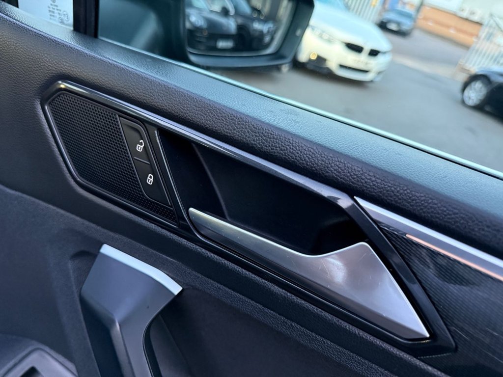 Used Volkswagen Tiguan 2018 for sale - 76190830: Photo 28