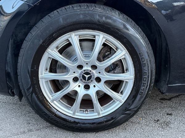 Used Mercedes-Benz C-Class 2018 for sale - 76190867: Photo 26