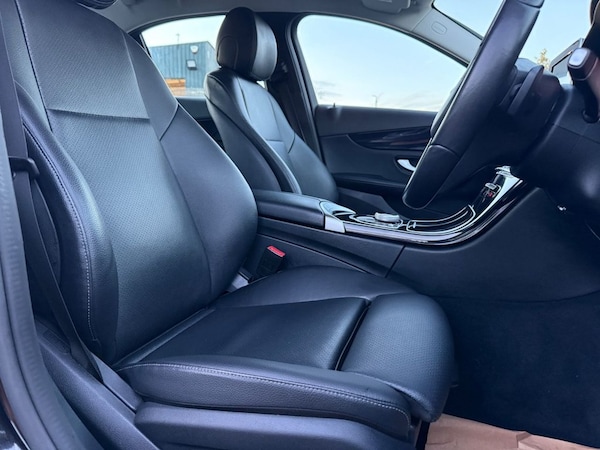 Used Mercedes-Benz C-Class 2018 for sale - 76190867: Photo 4