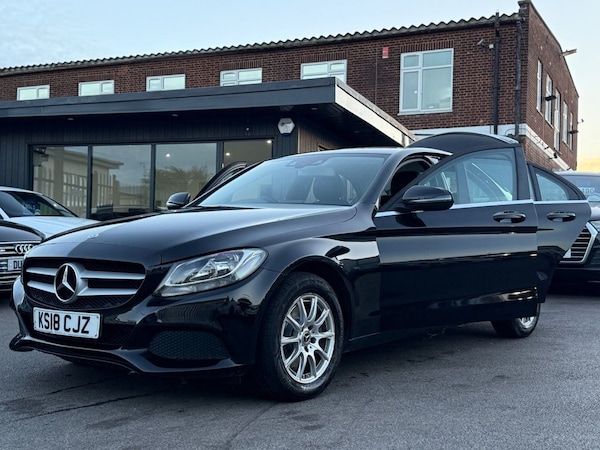 Used Mercedes-Benz C-Class 2018 for sale - 76190867: Photo 7