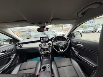 Used Mercedes-Benz GLA 2019 for sale - 79843708: Photo