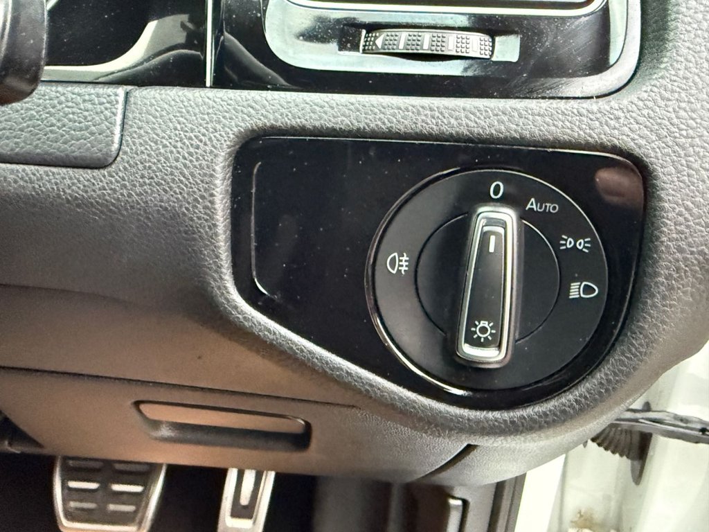 Used Volkswagen Golf 2019 for sale - 76356150: Photo 35