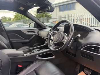 Used Jaguar F-Pace 2016 for sale - 74877281: Photo