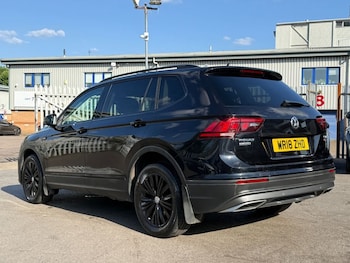 Used Volkswagen Tiguan Allspace 2018 for sale - 79221944: Photo