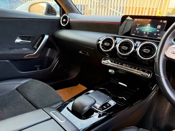Used Mercedes-Benz A-Class 2019 for sale - 76248560: Photo 8