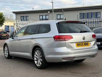 Used Volkswagen Passat 2015 for sale - 76841141: Photo