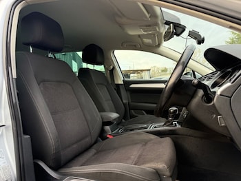 Used Volkswagen Passat 2015 for sale - 76841141: Photo