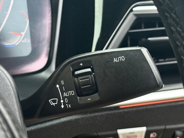 Used BMW 3 Series 2019 for sale - 76267146: Photo 46