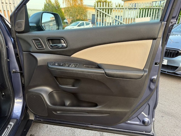 Used Honda CR-V 2018 for sale - 76248554: Photo 37