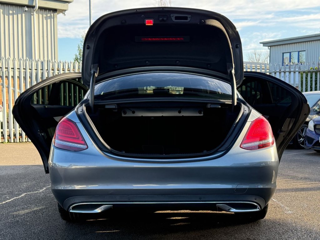 Used Mercedes-Benz C Class 2018 for sale - 76711490: Photo 20