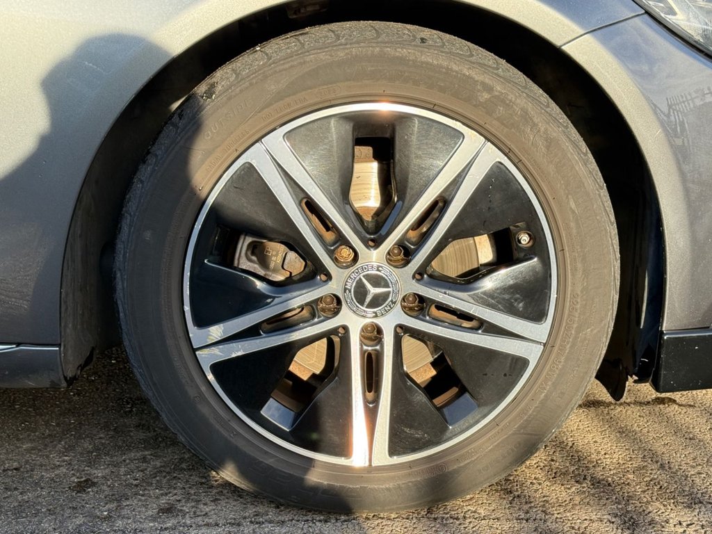 Used Mercedes-Benz C Class 2018 for sale - 76711490: Photo 33