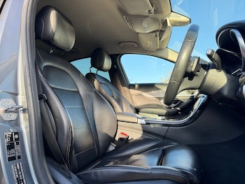 Used Mercedes-Benz C Class 2018 for sale - 76711490: Photo