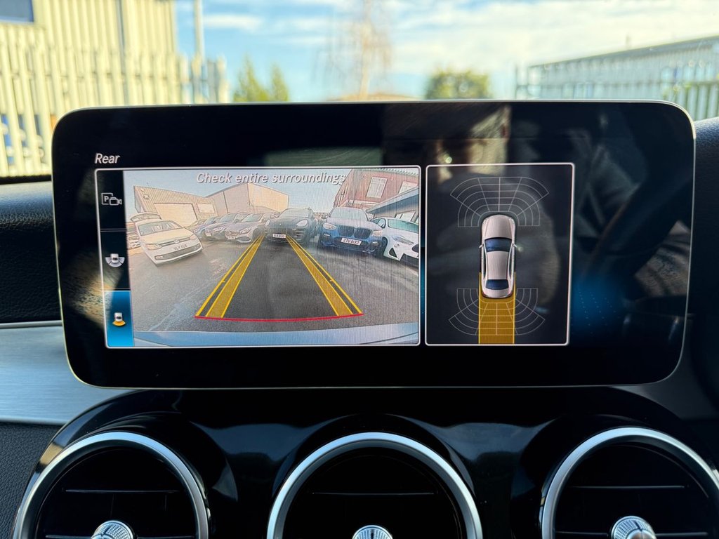 Used Mercedes-Benz C Class 2018 for sale - 76711490: Photo 8