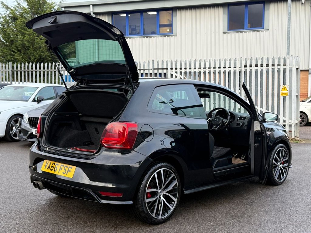 Used Volkswagen Polo 2016 for sale - 76546826: Photo 11