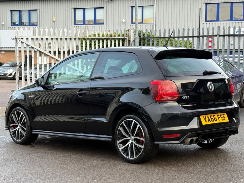 Used Volkswagen Polo 2016 for sale - 76546826: Photo 3